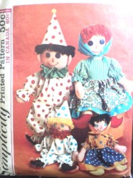 6257  SIMPLICITY 1965 15'',24'' CLOWN & PEASANT RAG DOLLS, CLOTHES PATTERN
